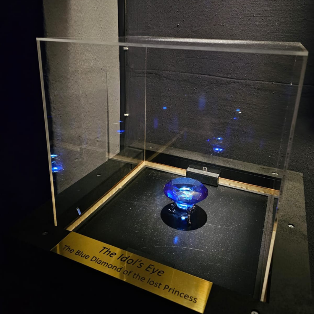 Art gallery room view